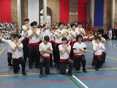 Bailes Folclóricos 2° a 4° Básico y III° Medios I