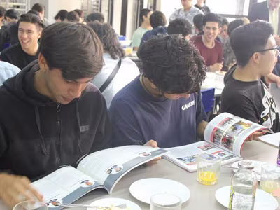 Desayuno Ex Alumnos Generación 2018