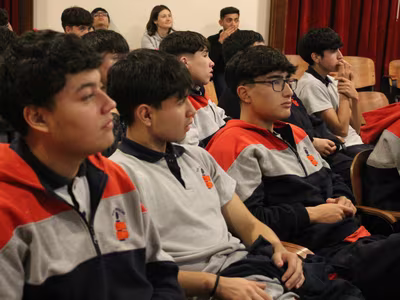 Charla Deportiva - II°Medios: Claudio Jorquera de las canchas del Colegio San Ignacio al básquetbol