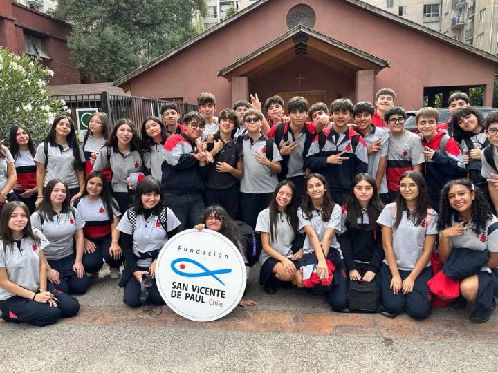 Llevando esperanza: Jóvenes en Misión Pascual