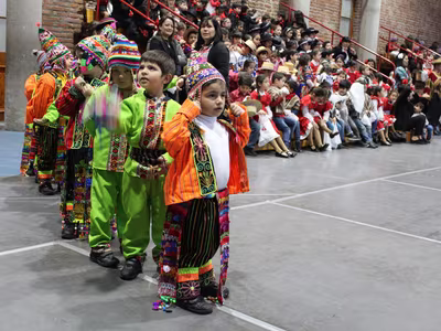 Bailes Folclóricos - Primer Ciclo