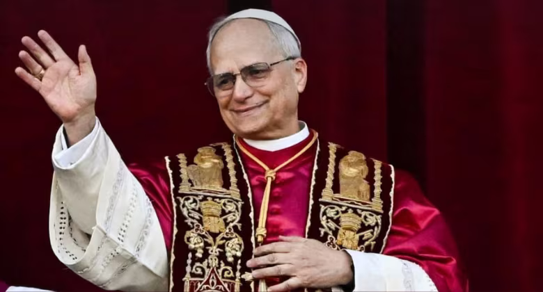 ¡Habemus Papa!  Cardenal Robert Prevost - León XIV