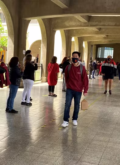 "El Pasillo" IVº Medios