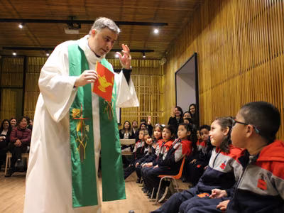 Liturgia Imposición de Insignias Kínder