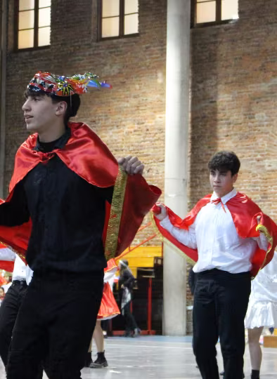 Bailes Folclóricos Pre Kínder a 4° Básico