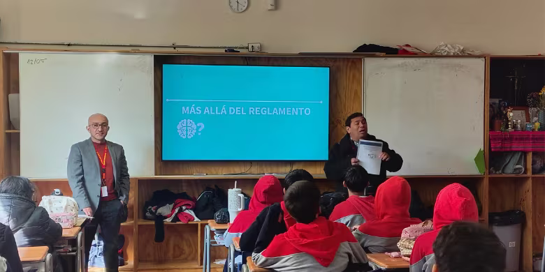 Estudiantes de Cuarto Ciclo participaron en jornadas de reflexión sobre convivencia escolar y Reglamento Interno