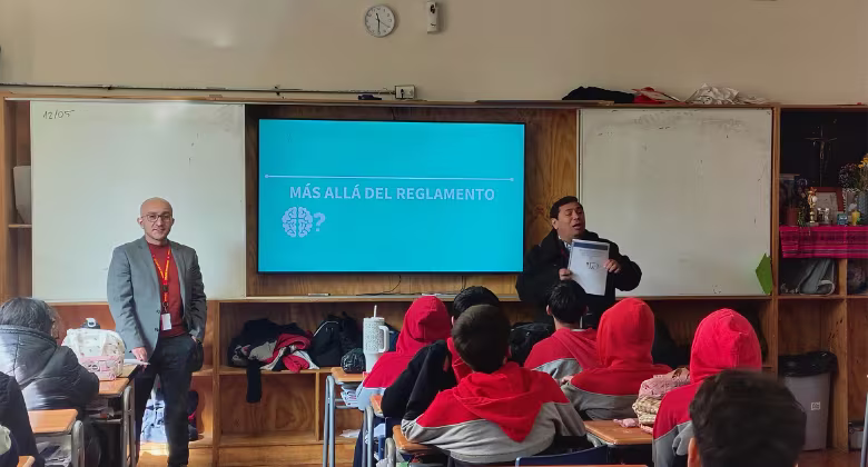 Estudiantes de Cuarto Ciclo participaron en jornadas de reflexión sobre convivencia escolar y Reglamento Interno