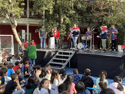 Día de las y los estudiantes 1.