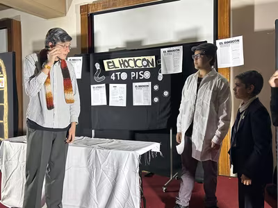 Cierre Academia de Teatro Obra "El Monstruo del Cuarto Piso"