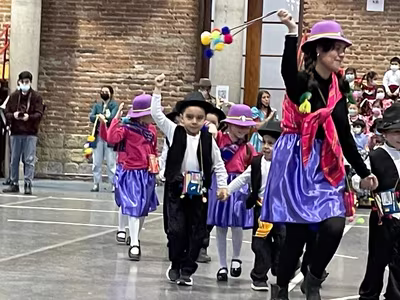 Danzas Folclóricas Pre Kínder y Kínder