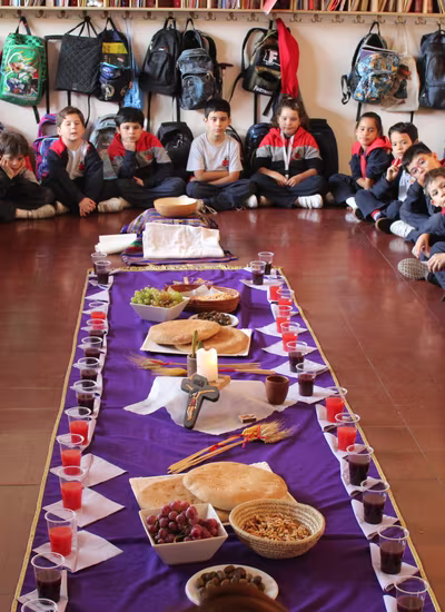 Última Cena, Estudiantes Mayores