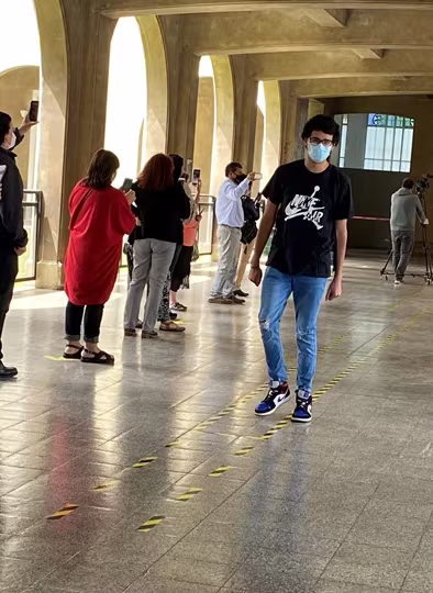 "El Pasillo" IVº Medios