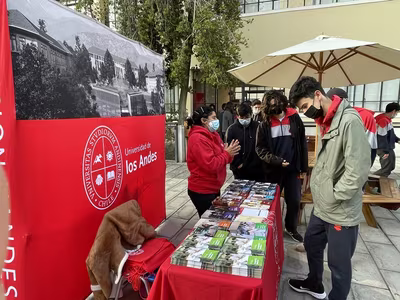 Feria Universidades IV° Medios