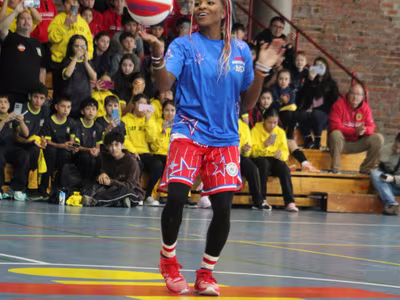 Harlem Globetrotters en el Colegio San Ignacio