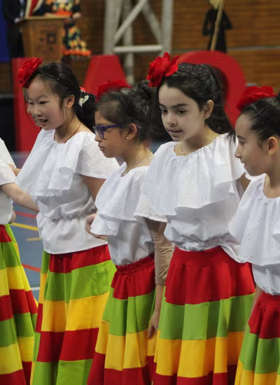 Bailes Folclóricos 2° a 4° Básico y III° Medios II