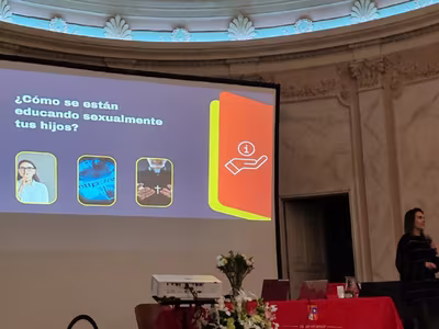 Jornada de afectividad, sexualidad y género para familias de 5° a 8° básico