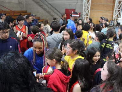 Harlem Globetrotters en el Colegio San Ignacio