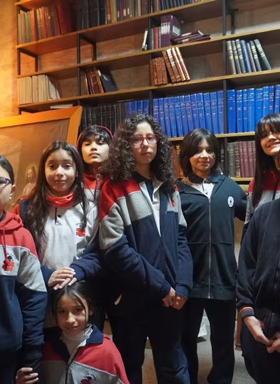 Visita Archivo del Colegio - 5° Básicos.