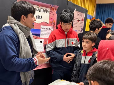 Feria de Geografía Física: aprendizaje significativo y colaboración intergeneracional