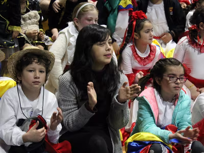 Bailes Folclóricos - Primer Ciclo