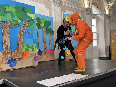 Obra de Teatro "Las Aventuras de Galletita" -  Cierre Primer Semestre, Primer Ciclo-.