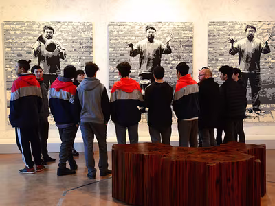 Visita exposición Inoculación IVº Medios