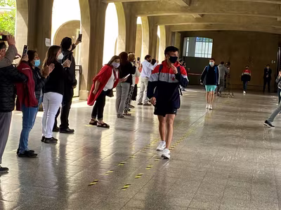 "El Pasillo" IVº Medios