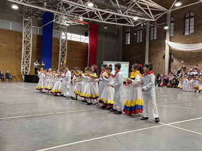 Danzas Folclóricas 1° y 2° Básico
