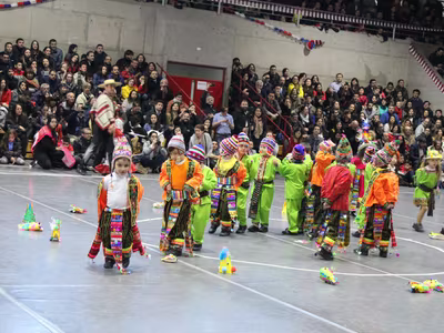 Bailes Folclóricos - Primer Ciclo