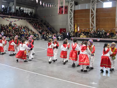 Bailes Folclóricos - Primer Ciclo