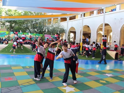 Nuevo patio en el Colegio