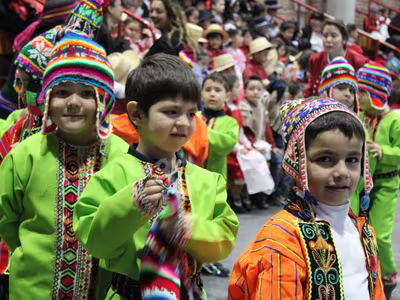 Bailes Folclóricos - Primer Ciclo