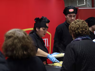 Tallarinata Solidaria - Créditos Vicente Hernández