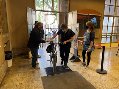 IVº Medios vuelven al Colegio...