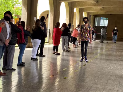 "El Pasillo" IVº Medios