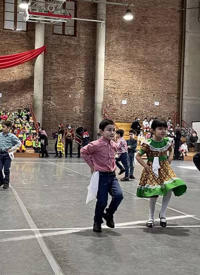 Danzas Folclóricas Pre Kínder y Kínder
