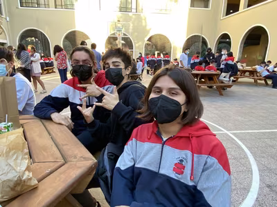 Último Primer Día de Clases IV° Medios