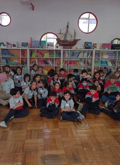 Estudiantes de Intercambio Cuentan cuentos.