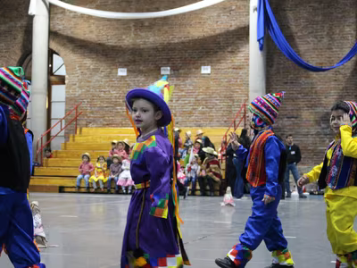 Bailes Folclóricos Pre Kínder a 4° Básico