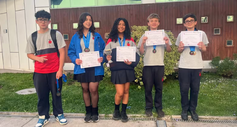 Estudiantes  de 7° y 8° Básico sobresalen a nivel nacional en la Olimpiada CMAT