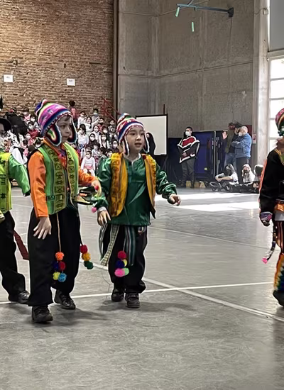 Danzas Folclóricas Pre Kínder y Kínder