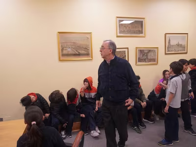 Visita Archivo del Colegio - 5° Básicos.