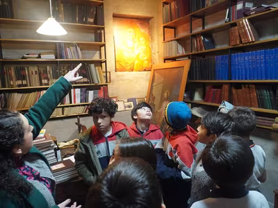 Visita Archivo del Colegio - 5° Básicos.