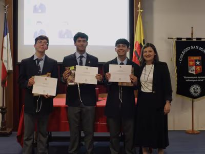 Ceremonia de Premiación IV°Medios 2025