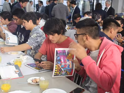 Desayuno Ex Alumnos Generación 2018