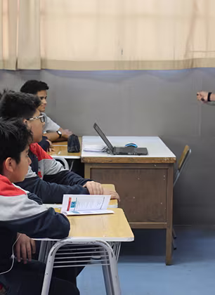 Convivencia Escolar, Volando en V