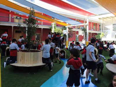 Nuevo patio en el Colegio