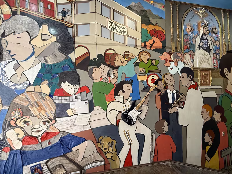 Mural Entramos para aprender, salimos para servir.