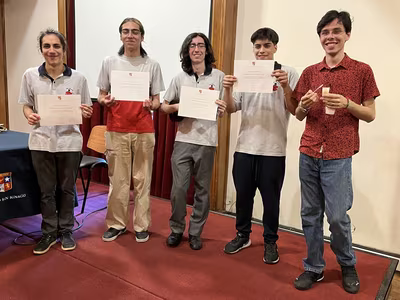 Entrega Reconocimientos IV° Medios