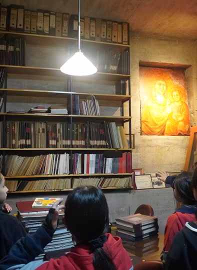 Visita Archivo del Colegio - 5° Básicos.